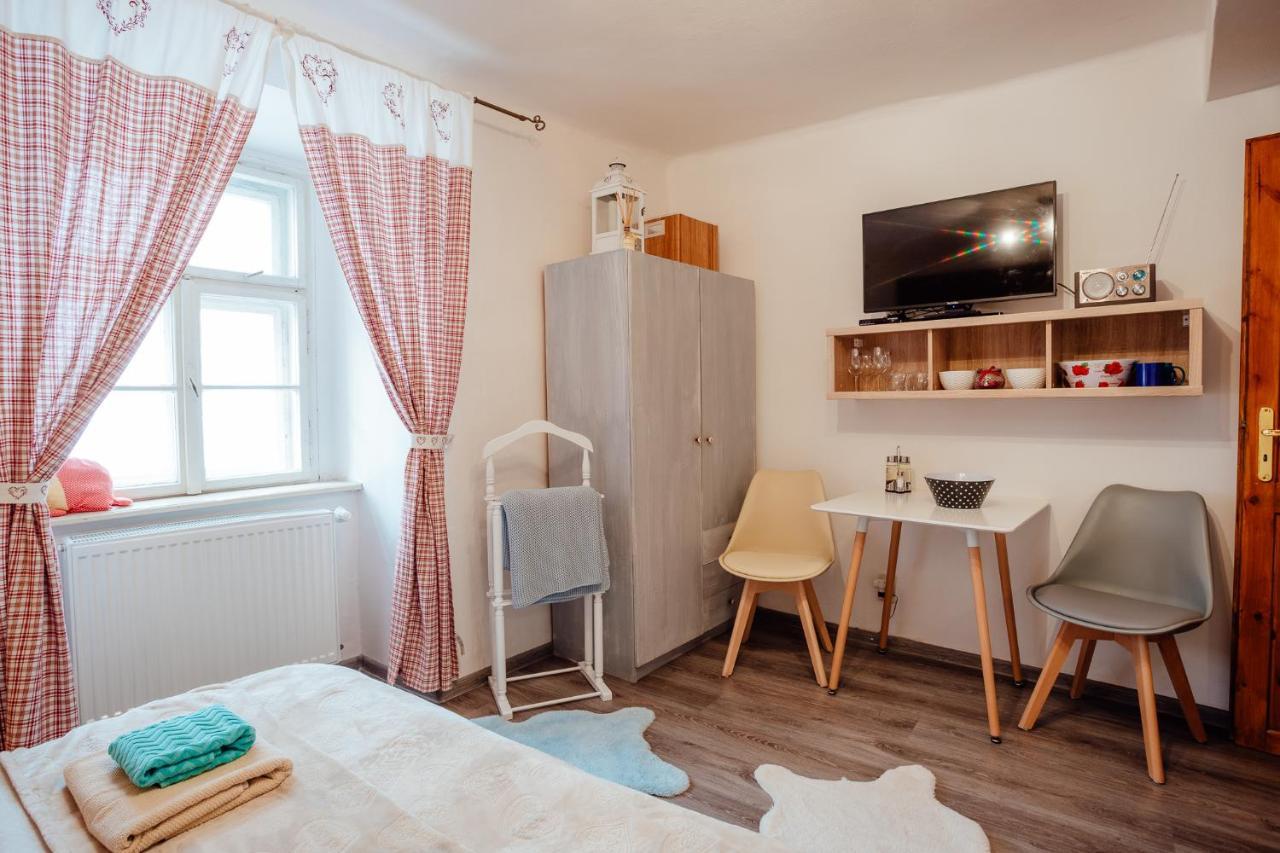 Strieborny Dvor Lägenhet Banská Štiavnica Exteriör bild